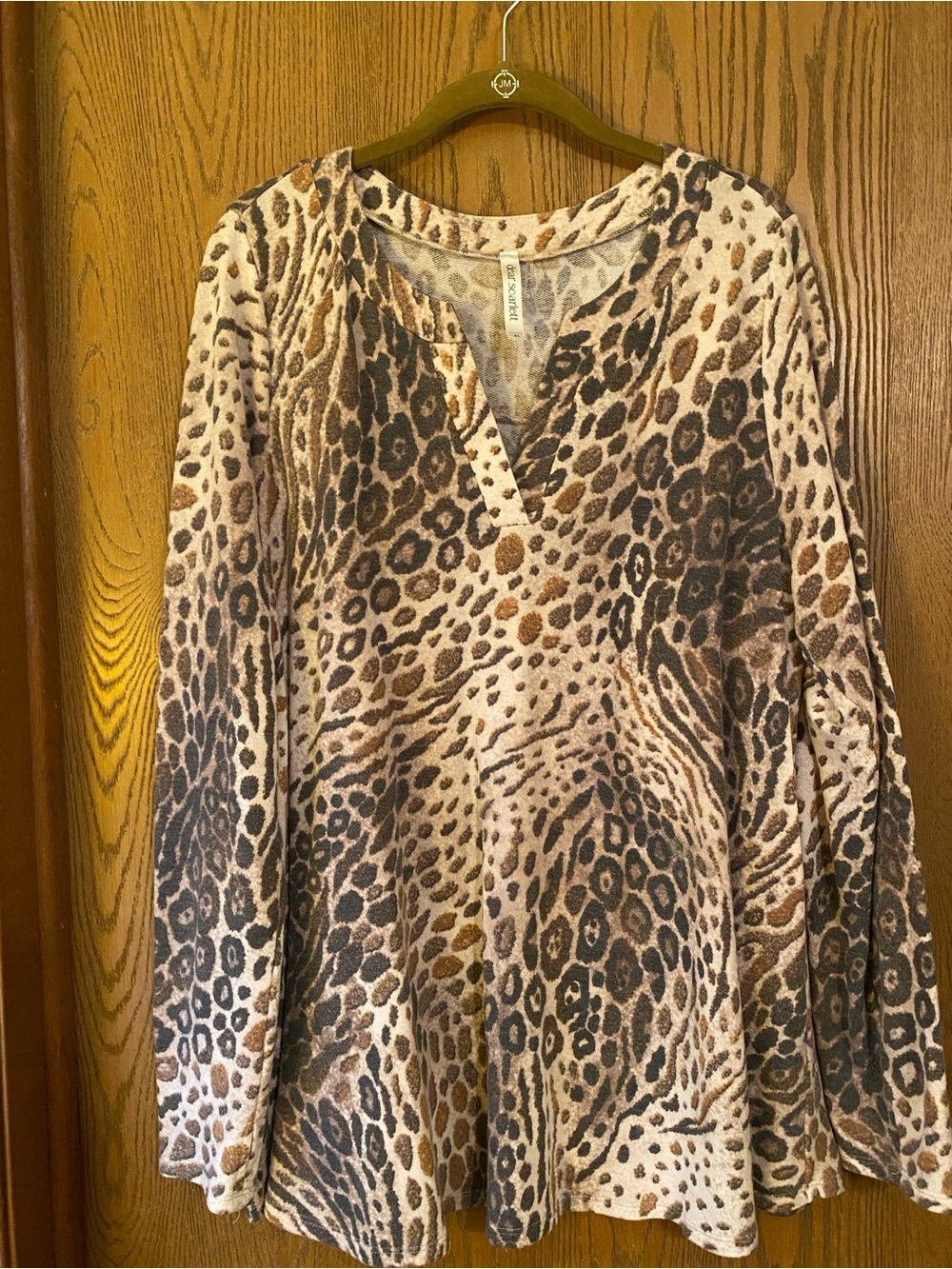 Dear Scarlett Leopard Print V-Neck Tunic Top in Beige and Brown, XL